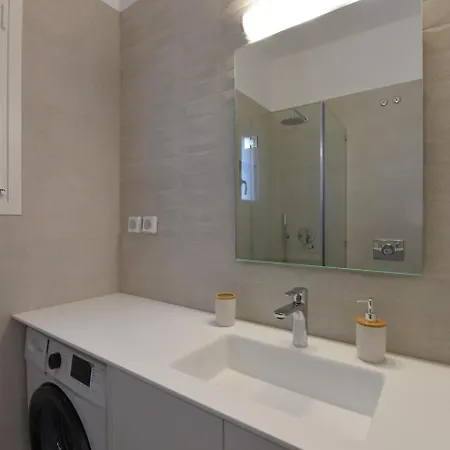 아파트 Cyclamen 포시드호니아