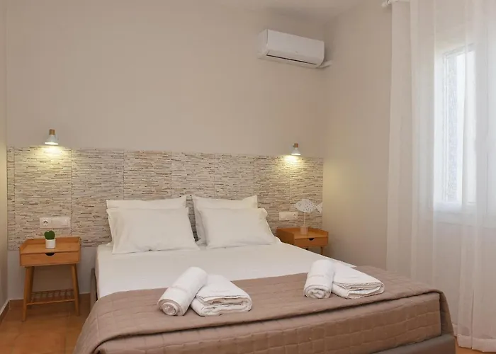 Cyclamen * Posidhonía